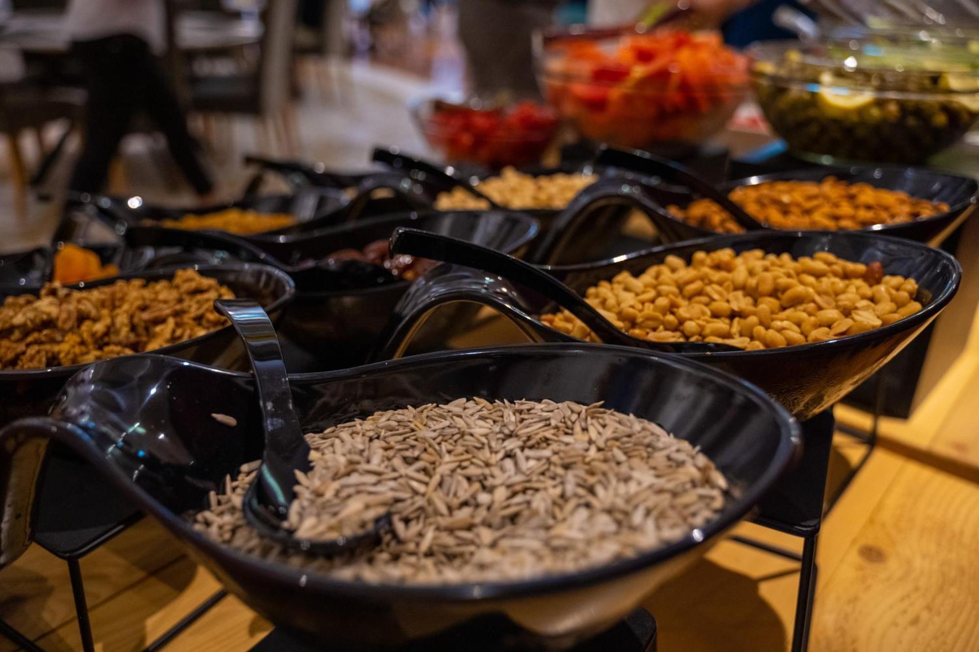Bougainville Bay Hotel ซารานเดอ ภายนอก รูปภาพ Sesame seeds