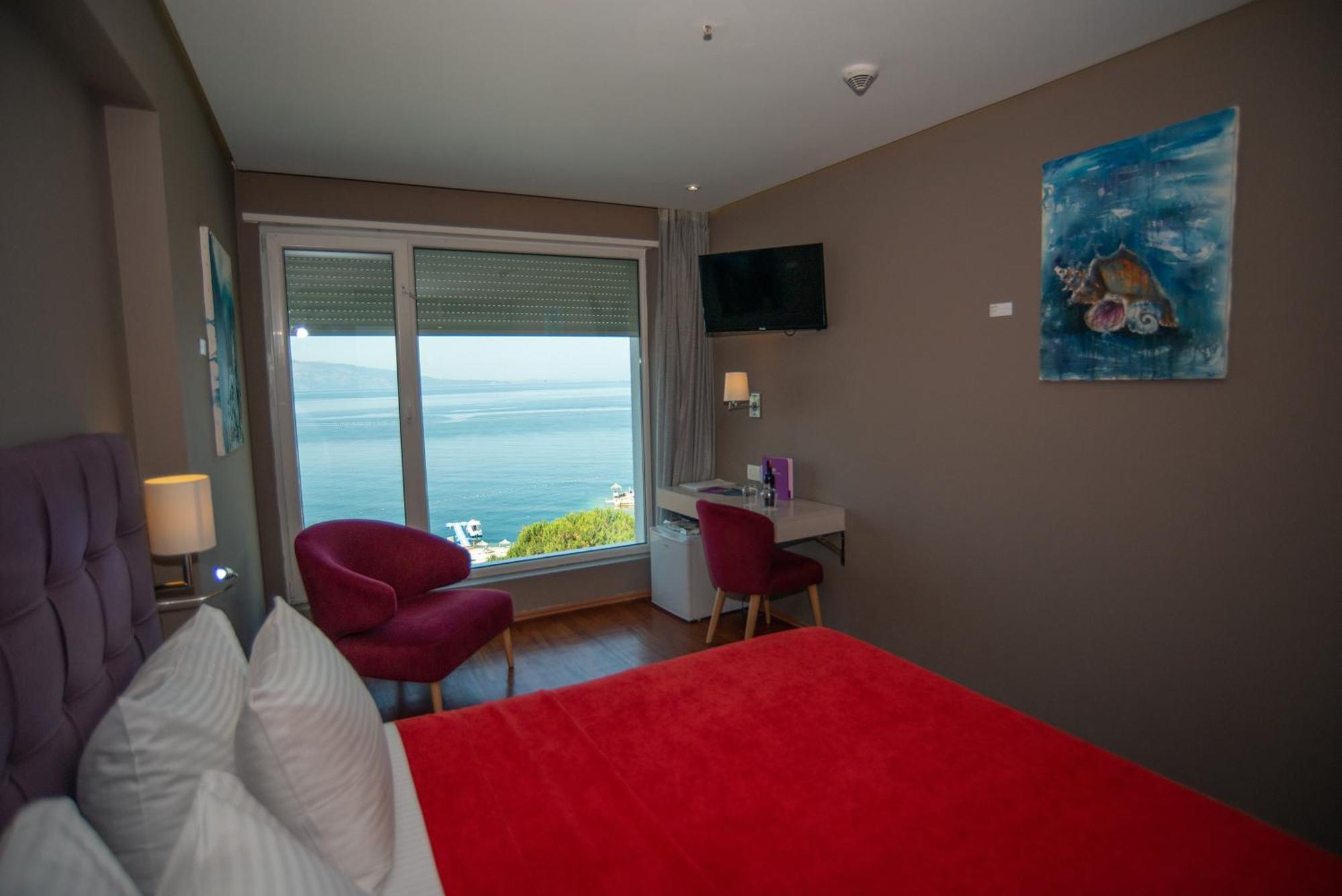 Bougainville Bay Hotel ซารานเดอ ห้อง รูปภาพ