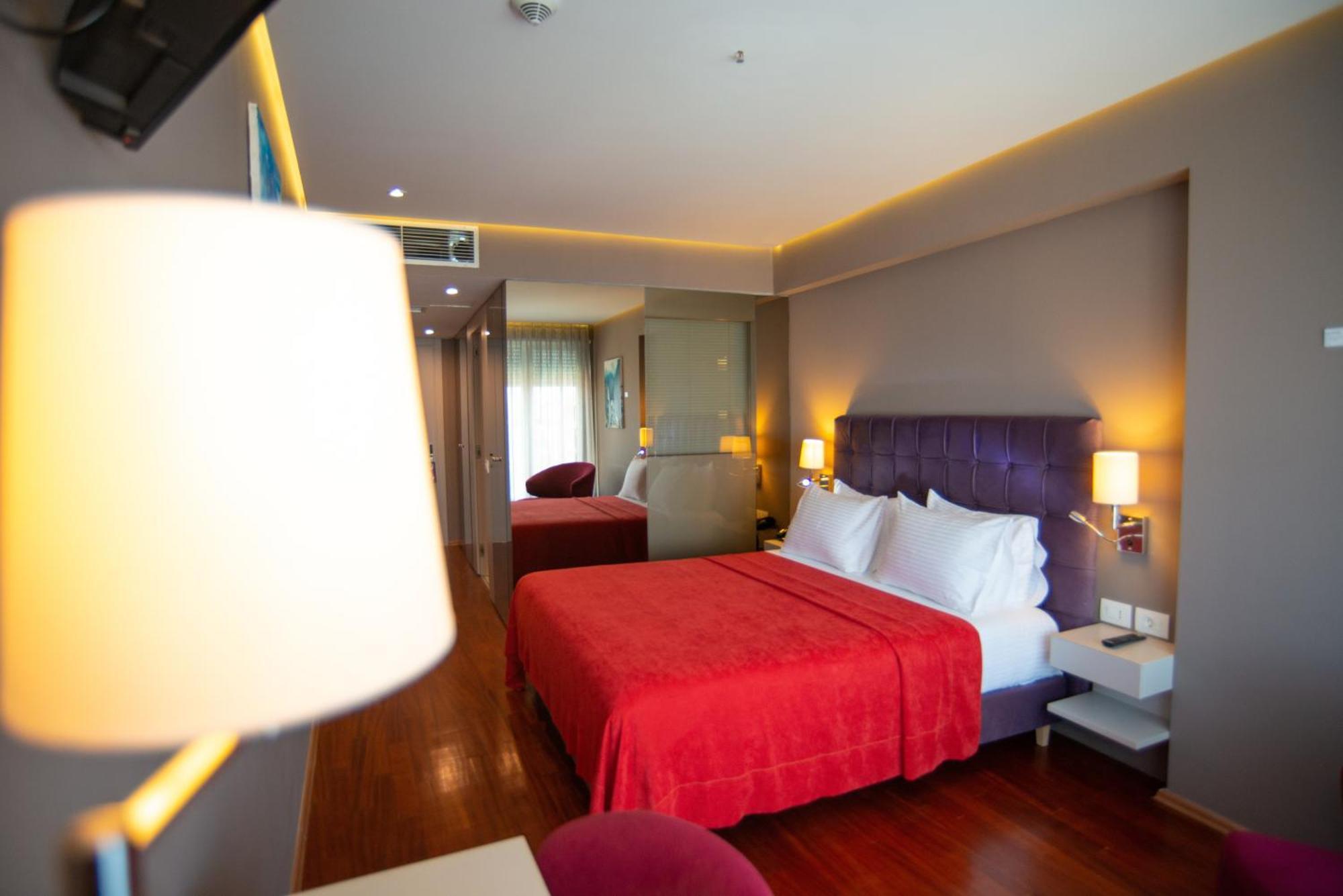 Bougainville Bay Hotel ซารานเดอ ห้อง รูปภาพ