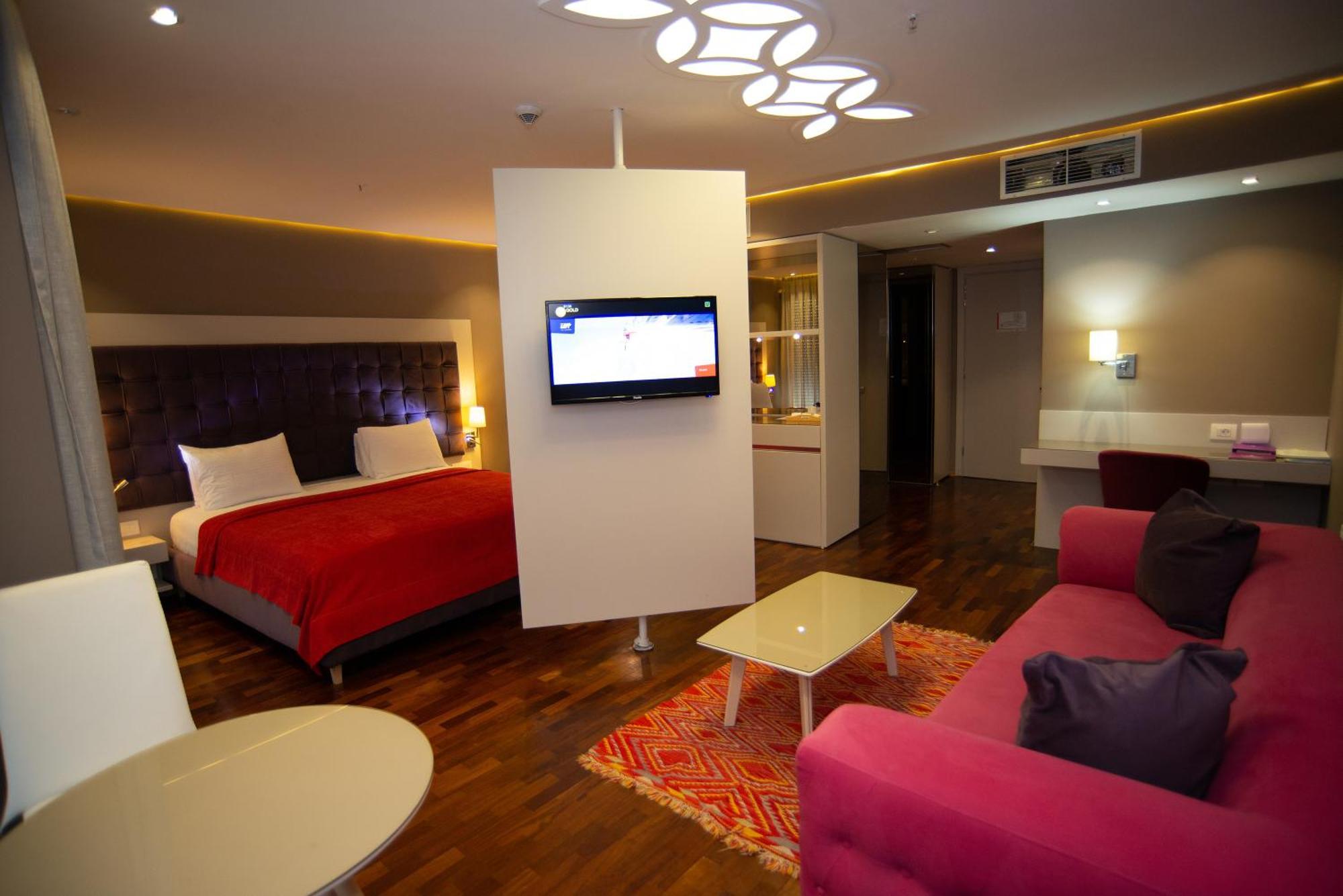 Bougainville Bay Hotel ซารานเดอ ห้อง รูปภาพ