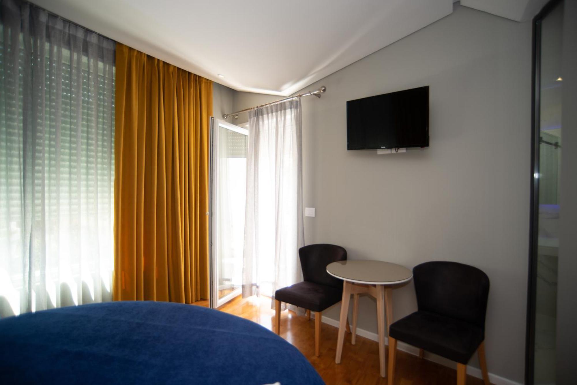 Bougainville Bay Hotel ซารานเดอ ภายนอก รูปภาพ A room at the hotel