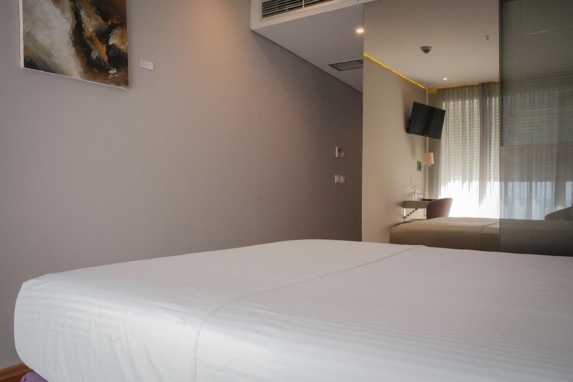 Bougainville Bay Hotel ซารานเดอ ภายนอก รูปภาพ