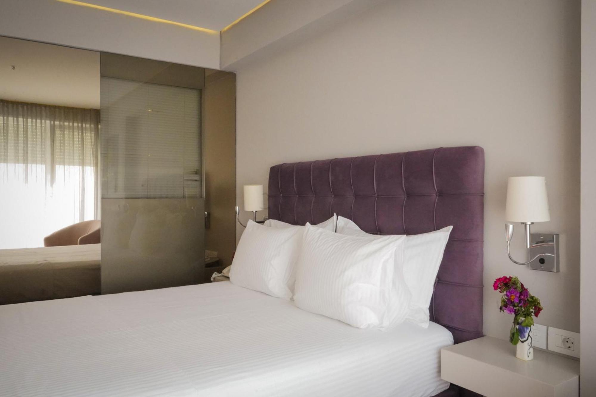 Bougainville Bay Hotel ซารานเดอ ภายนอก รูปภาพ