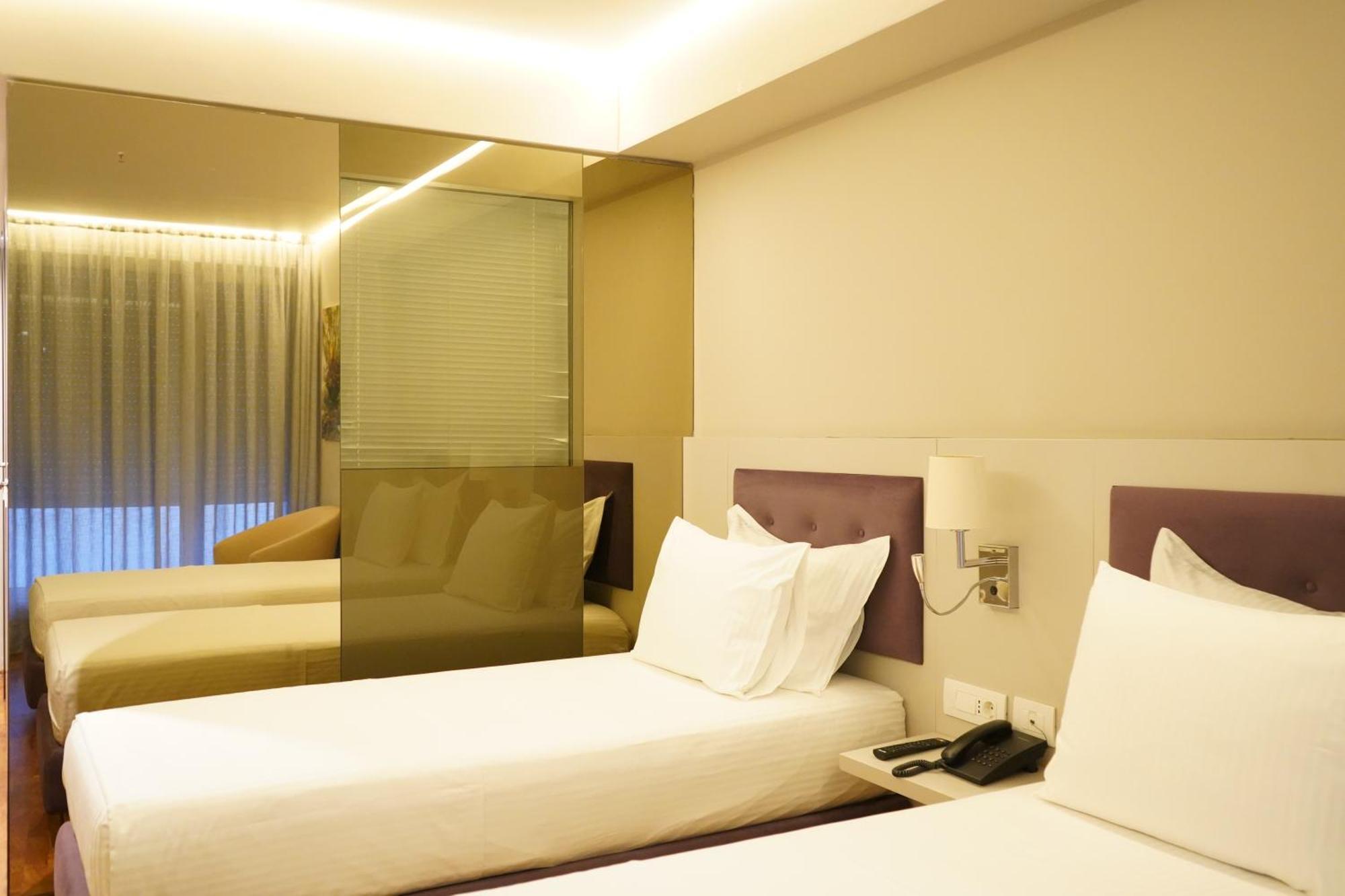 Bougainville Bay Hotel ซารานเดอ ภายนอก รูปภาพ